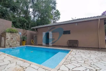 Casa com 5 Quartos à venda, 176m² no Jardim Maristela, Atibaia