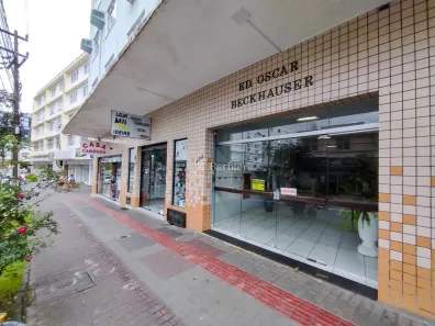 Ponto Comercial à venda, 180m² no Centro, Blumenau