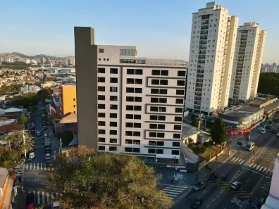 Prédio Comercial para alugar, 32m² no Parque Jaçatuba, Santo André