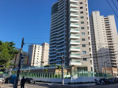 Apartamento com 2 Quartos para alugar, 102m² no Meireles, Fortaleza