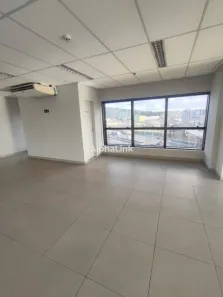Sala Comercial para alugar, 636m² no Centro, Barueri