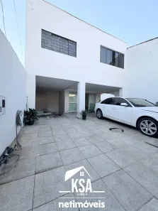 Sobrado com 4 Quartos à venda, 150m² no Santa Maria, Brasília