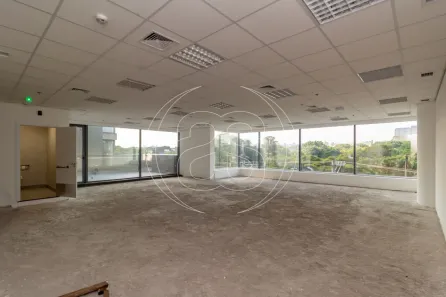 Sala Comercial para alugar, 206m² no Indianópolis, São Paulo