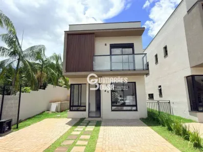Casa com 3 Quartos para venda ou aluguel, 137m² no Caixa D´Água, Vinhedo