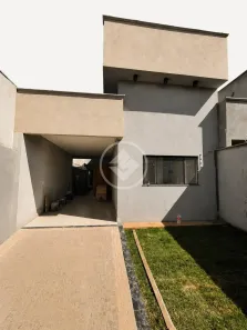 Casa com 3 Quartos à venda, 133m² no Morada dos Pássaros, Aparecida de Goiânia