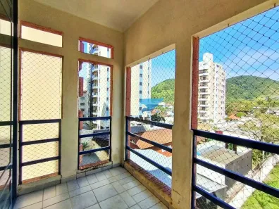 Apartamento com 2 Quartos à venda, 68m² no Jardim Las Palmas, Guarujá