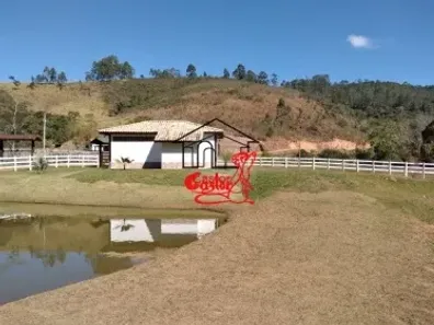 Fazenda/Sítio com 1 Quarto à venda, 55m² no Centro, Pindamonhangaba