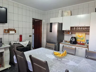 Sobrado com 3 Quartos à venda, 194m² no Jardim Itapark, Mauá