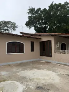 Casa com 3 Quartos para alugar, 130m² no Itaipu, Niterói