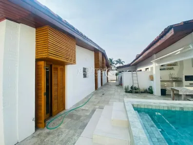 Casa com 8 Quartos à venda, 420m² no Balneário Praia do Pernambuco, Guarujá