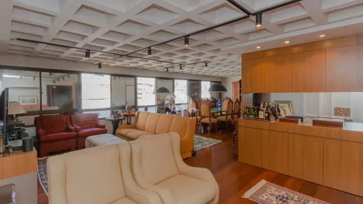 Apartamento com 3 Quartos à venda, 246m² no Petrópolis, Porto Alegre