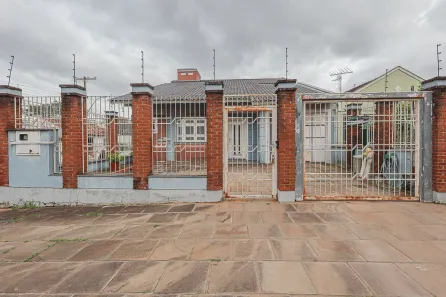 Casa com 4 Quartos à venda, 168m² no Jardim Itu, Porto Alegre