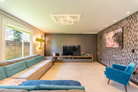 Casa com 3 Quartos à venda, 224m² no Vila Assunção, Porto Alegre