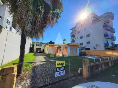 Lote/Terreno para alugar, 620m² no América, Joinville