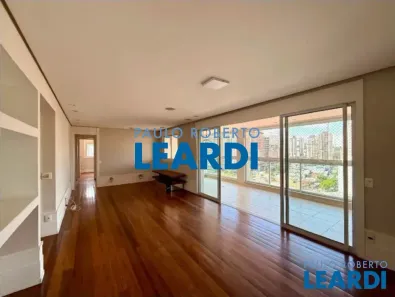 Apartamento com 3 Quartos à venda, 132m² no Santo Amaro, São Paulo
