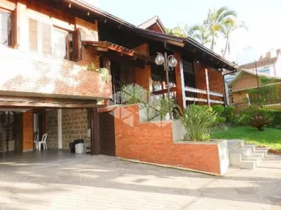 Casa com 3 Quartos à venda, 330m² no Jardim Itu, Porto Alegre