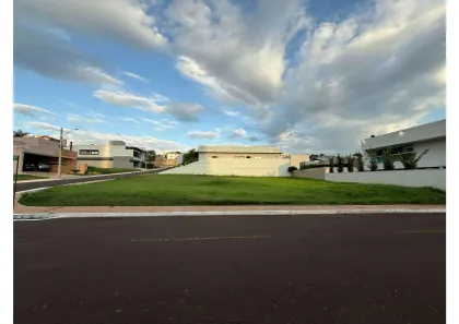 Lote/Terreno com 1 Quarto à venda, 448m² no Vila do Polonês, Campo Grande