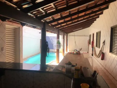 Casa com 4 Quartos à venda, 200m² no Itamaraty, Anápolis