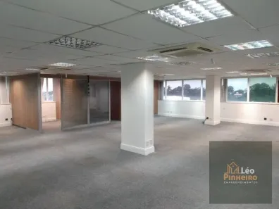 Sala Comercial com 4 Quartos para alugar, 240m² no Granja dos Cavaleiros, Macaé