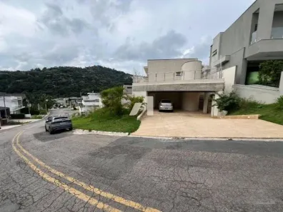 Casa de Condomínio com 3 Quartos à venda, 280m² no Alphaville, Santana de Parnaíba