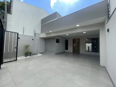 Casa com 3 Quartos à venda, 115m² no Vila Morangueira, Maringá