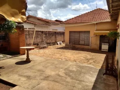 Casa com 3 Quartos à venda, 218m² no Centro, Araraquara