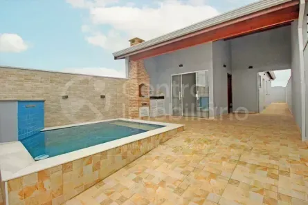 Casa com 2 Quartos à venda, 85m² no , Peruíbe
