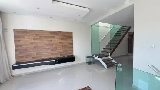 Casa com 2 Quartos para alugar, 130m² no Jardim Satélite, São José dos Campos