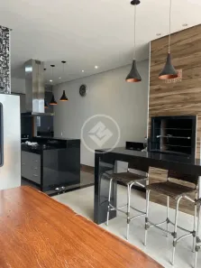 Casa de Condomínio com 3 Quartos à venda, 202m² no Novo Mundo, Uberlândia
