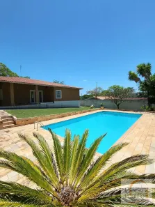 Casa com 3 Quartos para alugar, 200m² no Alpes de Atibaia, Atibaia