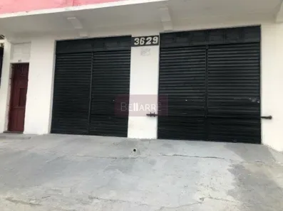 Galpão/Depósito/Armazém para alugar, 225m² no Vila Lageado, São Paulo