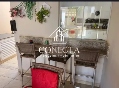 Casa com 4 Quartos à venda, 224m² no Jardim Karaíba, Uberlândia
