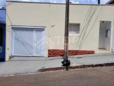 Casa com 2 Quartos para alugar, 124m² no Centro, São Carlos