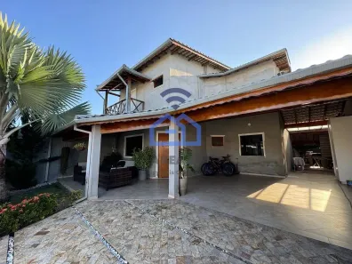 Sobrado com 5 Quartos à venda, 266m² no Indaiá, Caraguatatuba