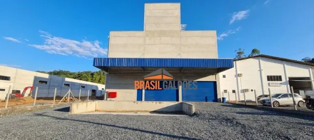 Galpão/Depósito/Armazém para alugar, 2000m² no Itoupava Central, Blumenau
