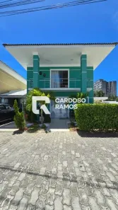 Casa com 4 Quartos à venda, 220m² no Buraquinho, Lauro de Freitas