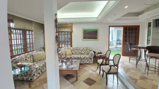 Casa com 4 Quartos à venda, 316m² no Santa Mônica, Florianópolis