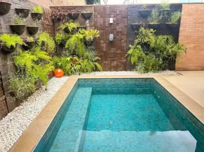 Casa com 3 Quartos para alugar, 243m² no Jardins Verona, Goiânia
