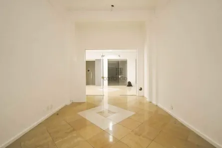 Sala Comercial para alugar, 26m² no Centro, Pelotas