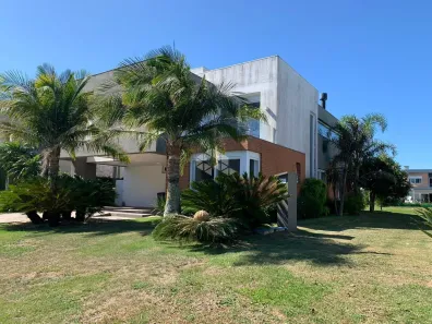 Casa de Condomínio com 4 Quartos à venda, 307m² no XANGRI-LÁ, Xangri-lá