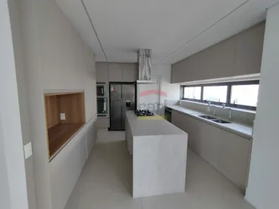 Apartamento com 3 Quartos para alugar, 167m² no Vila Nova Conceição, São Paulo