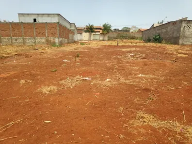 à venda, 200m² no Residencial Fonte das Águas, Goiânia