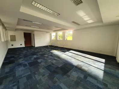 Prédio Comercial para alugar, 800m² no Santo Amaro, São Paulo