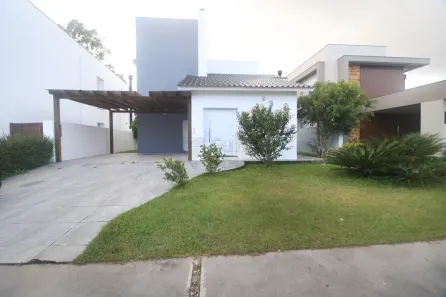 Casa de Condomínio com 3 Quartos para alugar, 228m² no Laranjal, Pelotas