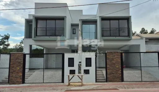 Sobrado com 3 Quartos à venda, 147m² no Guabiruba Sul, Guabiruba