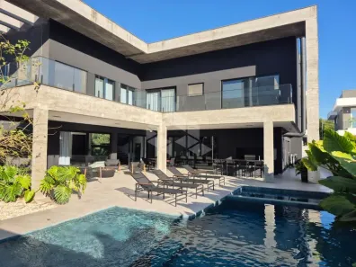 Casa com 5 Quartos para alugar, 513m² no Daniela, Florianópolis