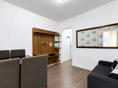 Apartamento com 2 Quartos para alugar, 64m² no Centro, Florianópolis