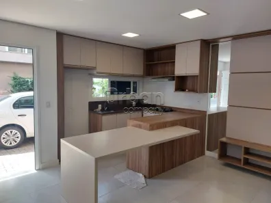 Casa de Condomínio com 3 Quartos à venda, 180m² no Niterói, Canoas