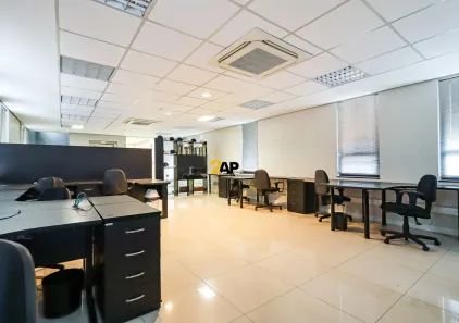 Prédio Comercial para alugar, 700m² no Brooklin Paulista, São Paulo