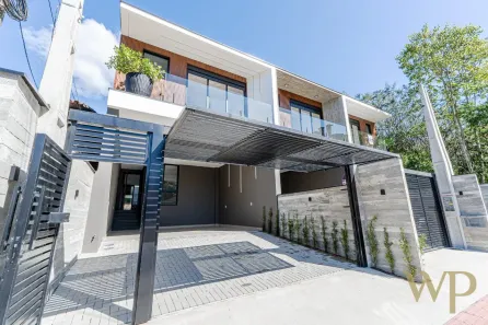 Casa com 3 Quartos à venda, 203m² no Anita Garibaldi, Joinville